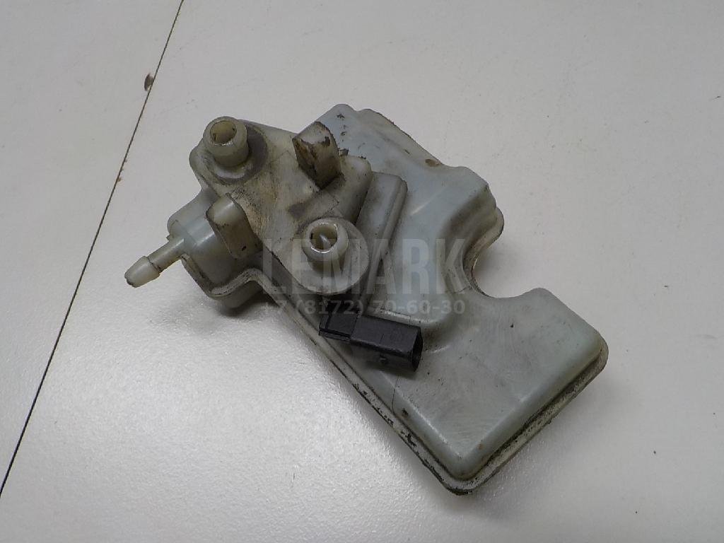 Бачок главного тормозного цилиндра