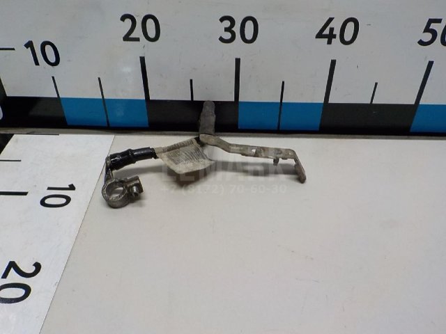 Клемма аккумулятора минус