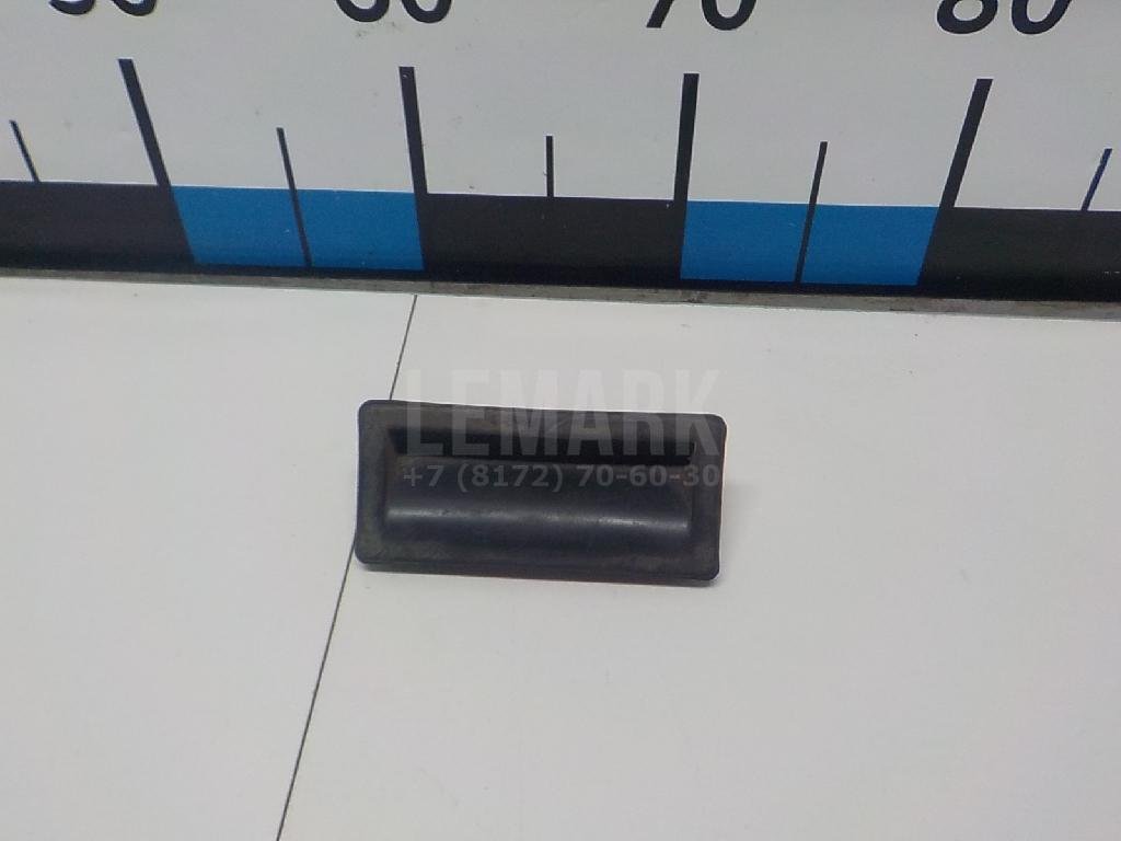 Кнопка открывания багажника