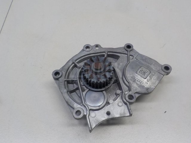 Насос водяной (помпа)