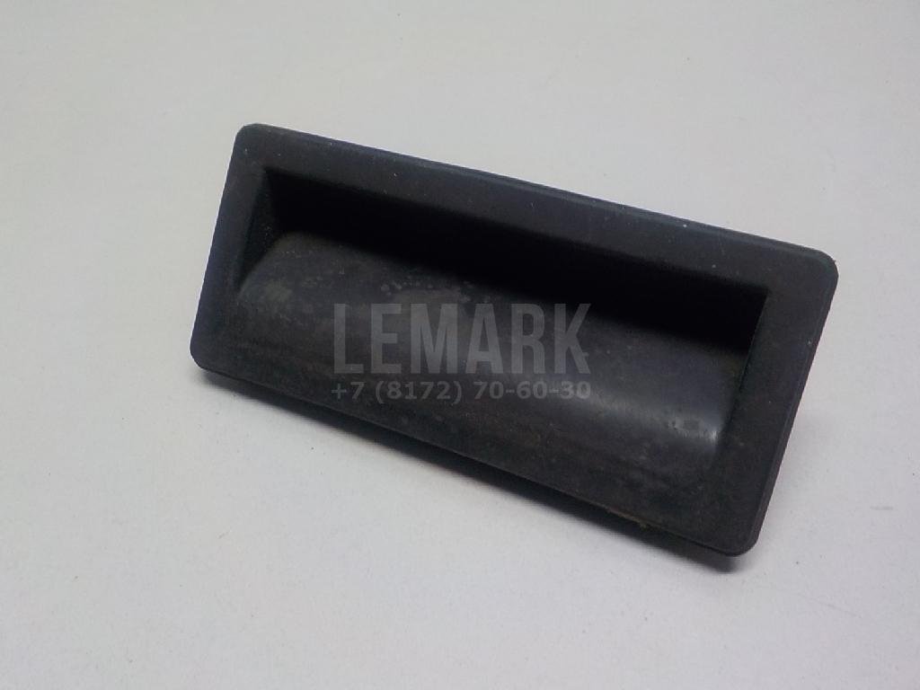 Кнопка открывания багажника