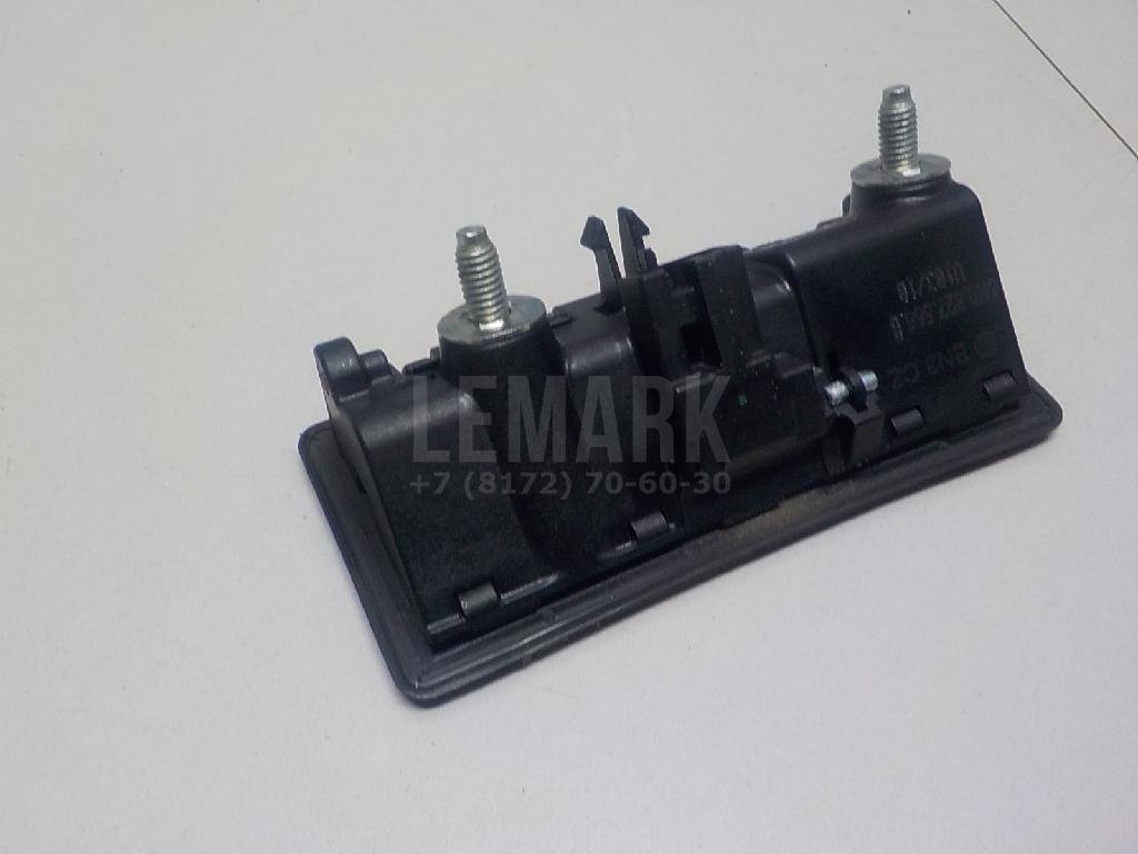 Кнопка открывания багажника