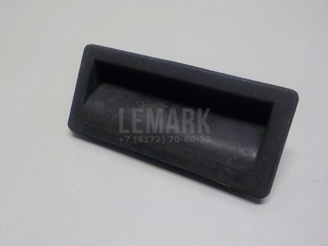 Кнопка открывания багажника