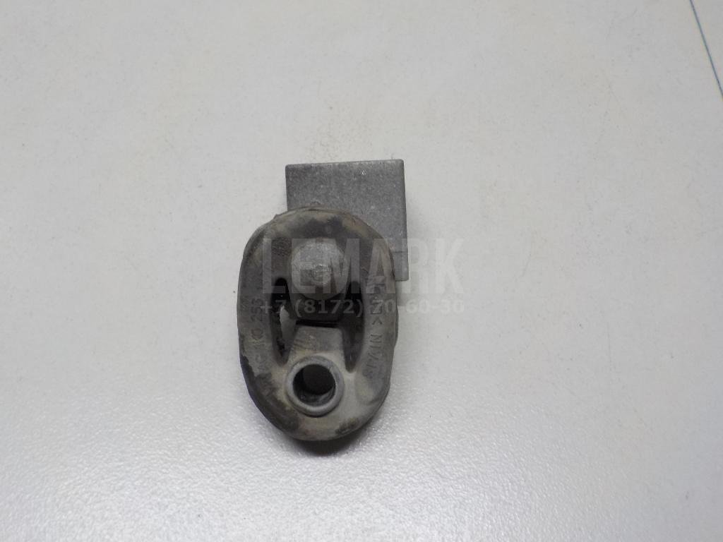 Кронштейн глушителя