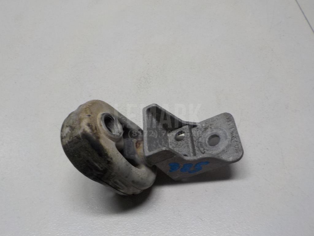 Кронштейн глушителя