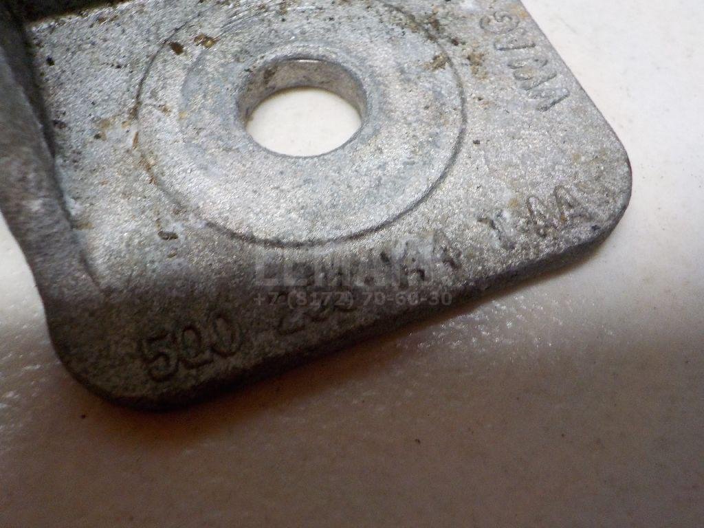 Кронштейн глушителя