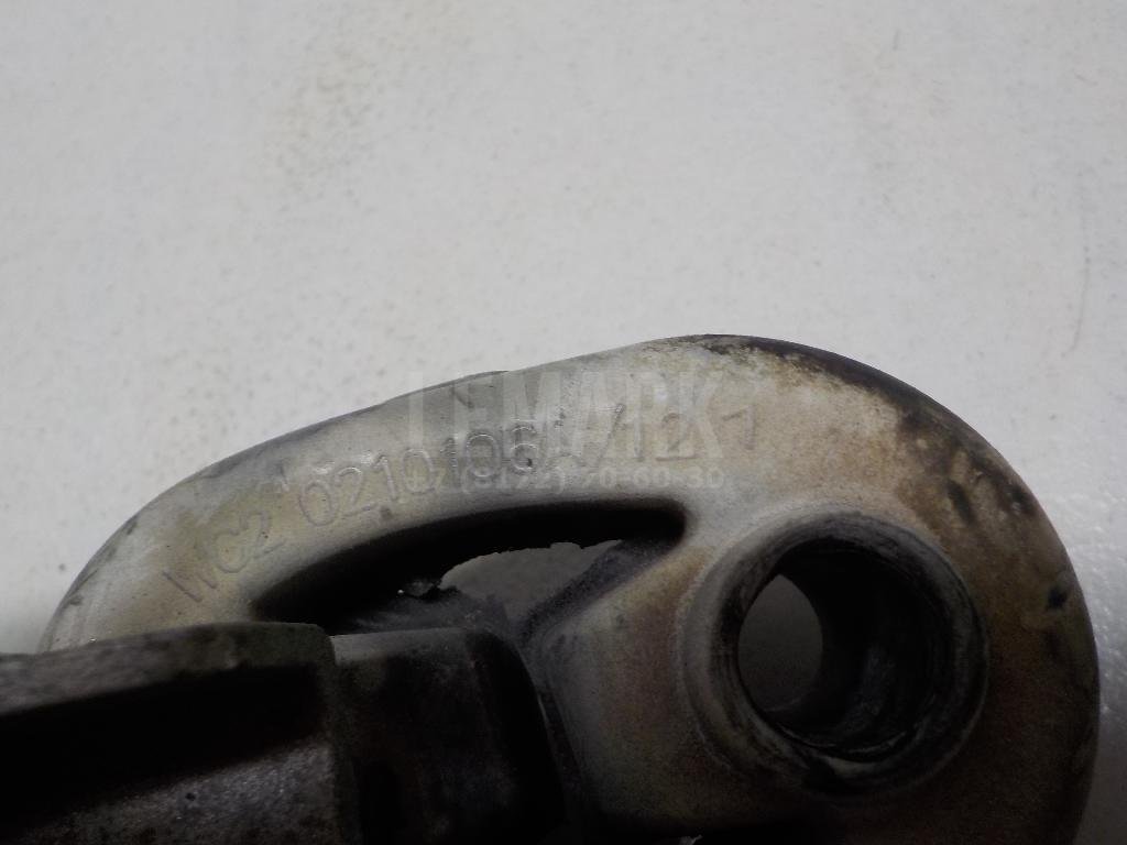 Кронштейн глушителя