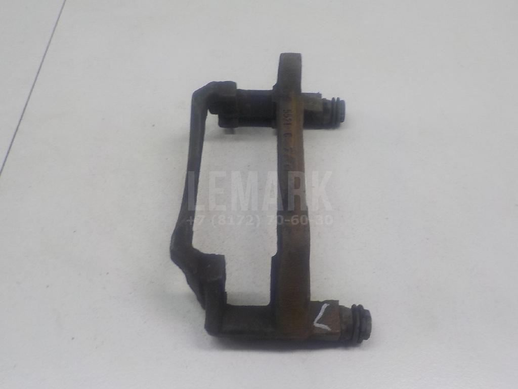 Скоба суппорта переднего левого