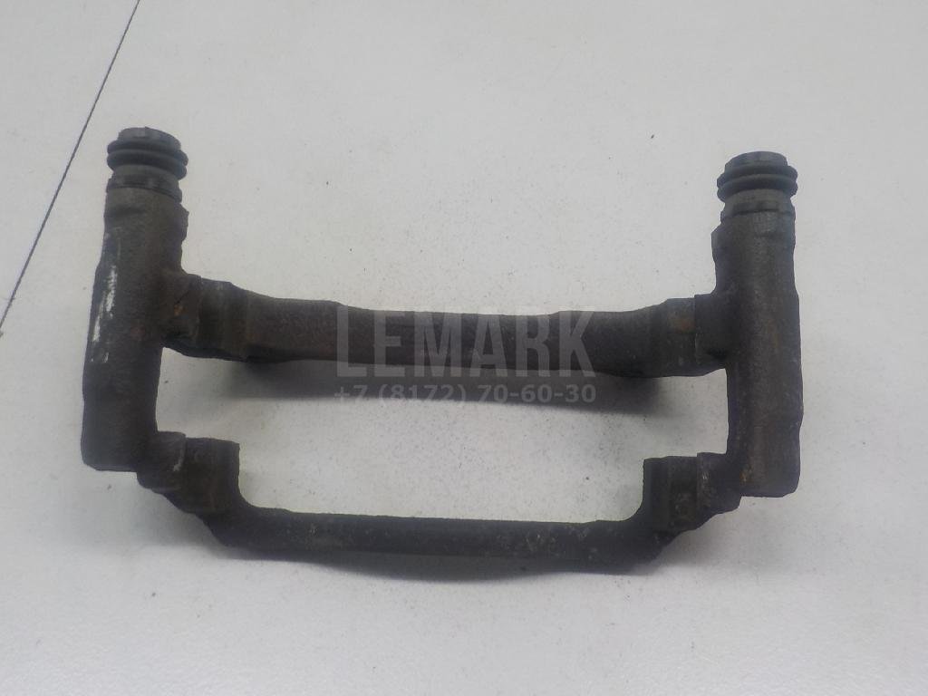 Скоба суппорта переднего левого