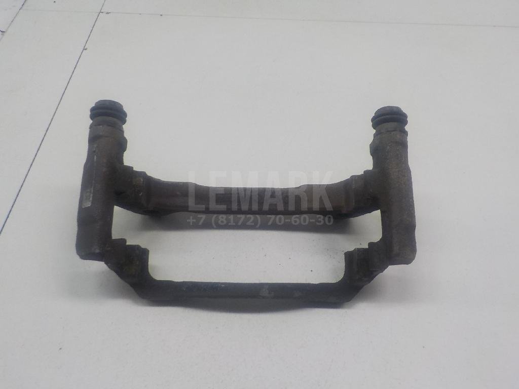 Скоба суппорта переднего правого