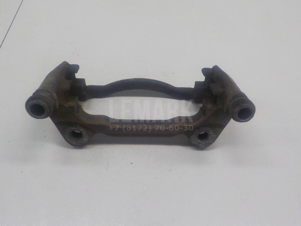 Скоба суппорта переднего правого