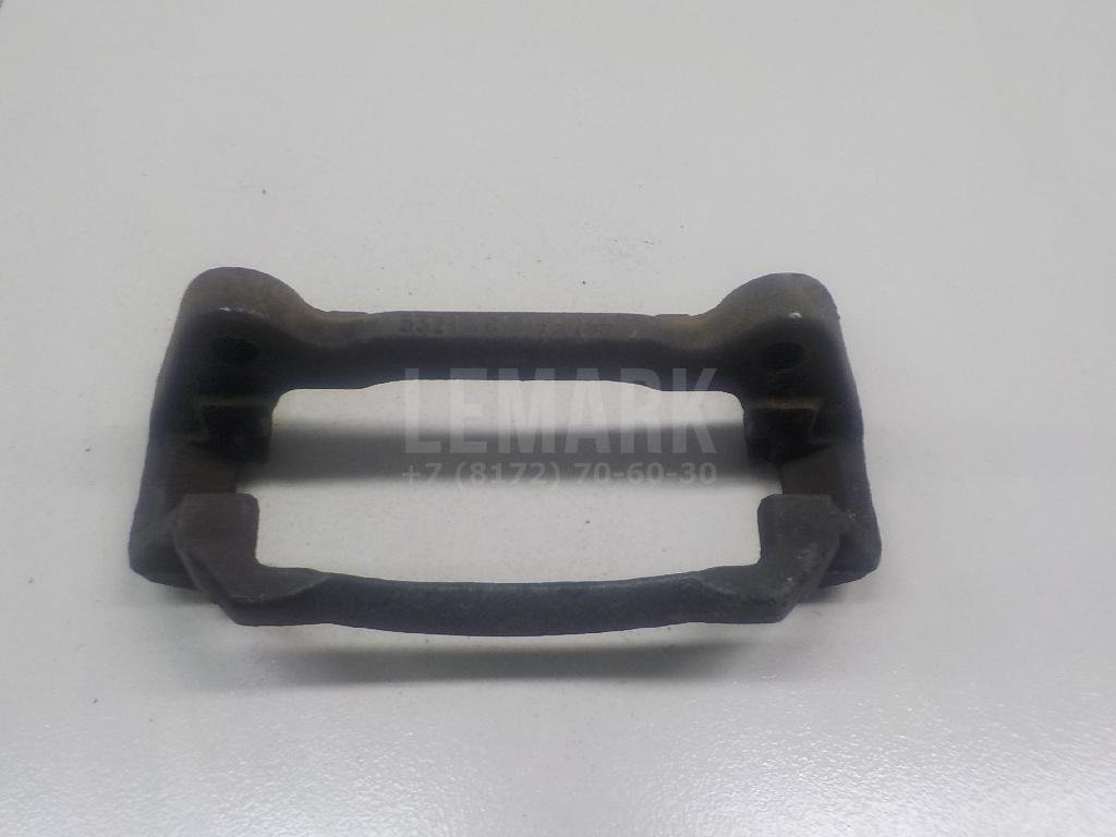 Скоба суппорта переднего правого