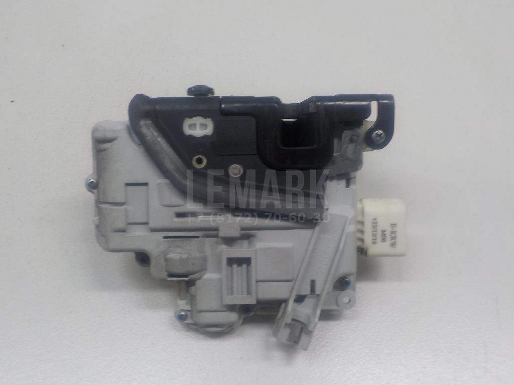 Замок двери задней правой