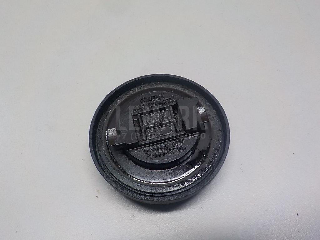 Крышка маслозаливной горловины