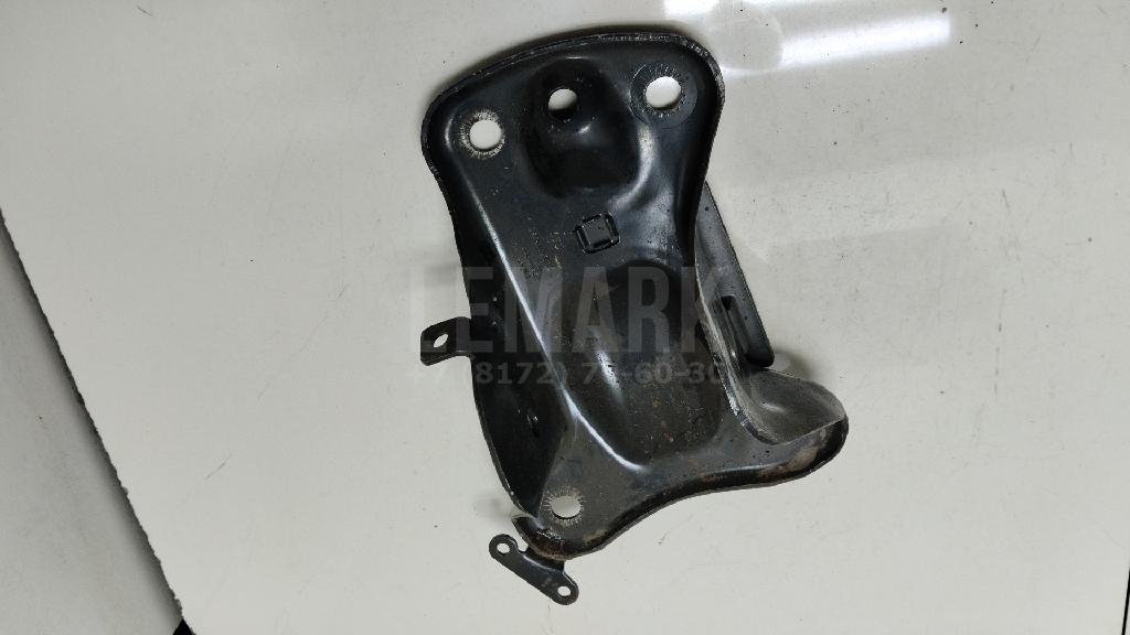 Кронштейн задней балки