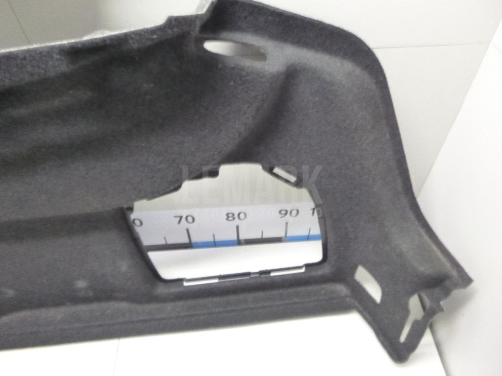 Обшивка багажника