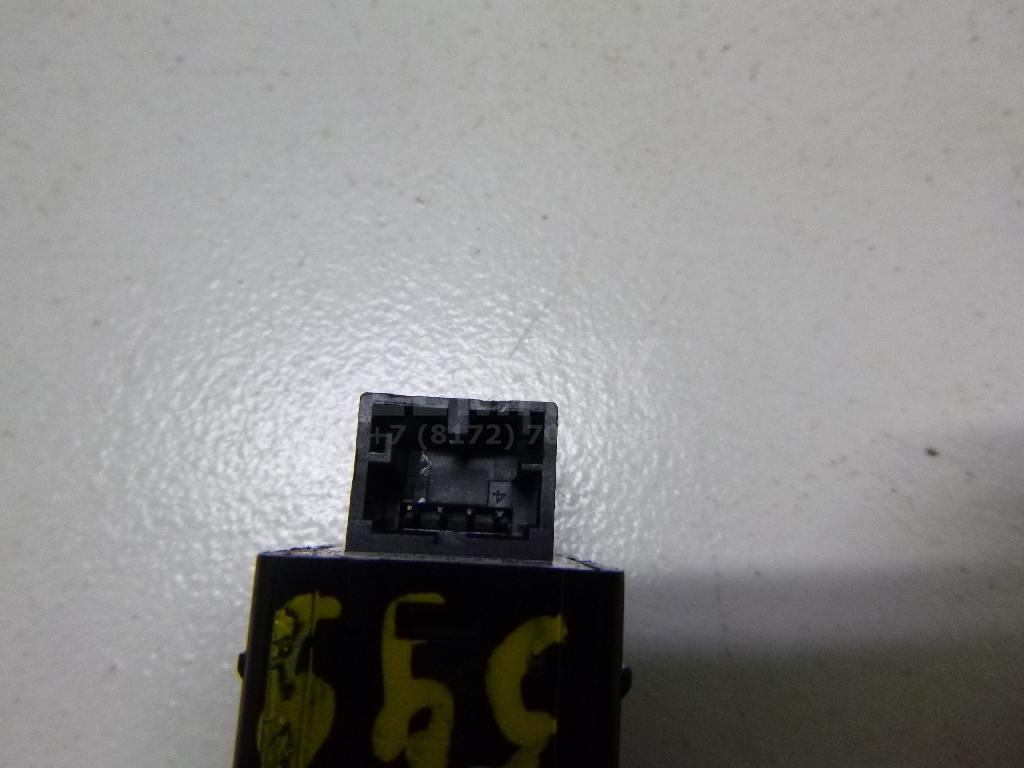 Кнопка стеклоподъемника