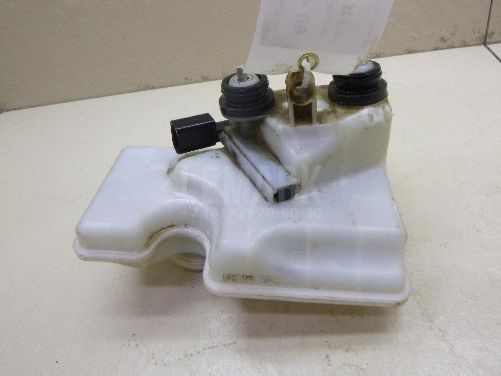 Бачок главного тормозного цилиндра