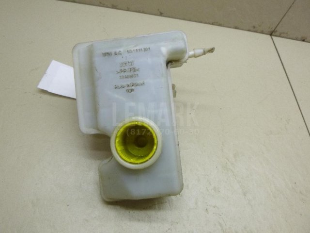 Бачок главного тормозного цилиндра