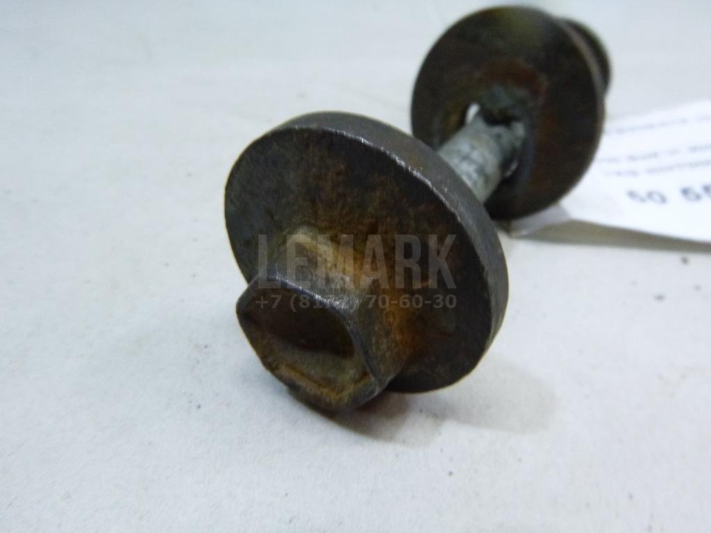 Болт развала задних колес