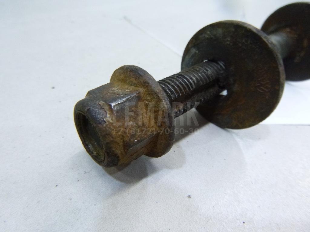 Болт развала задних колес