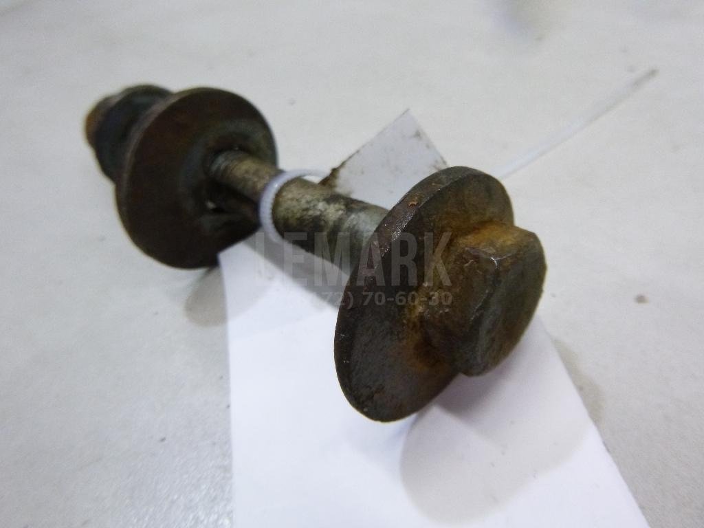 Болт развала задних колес