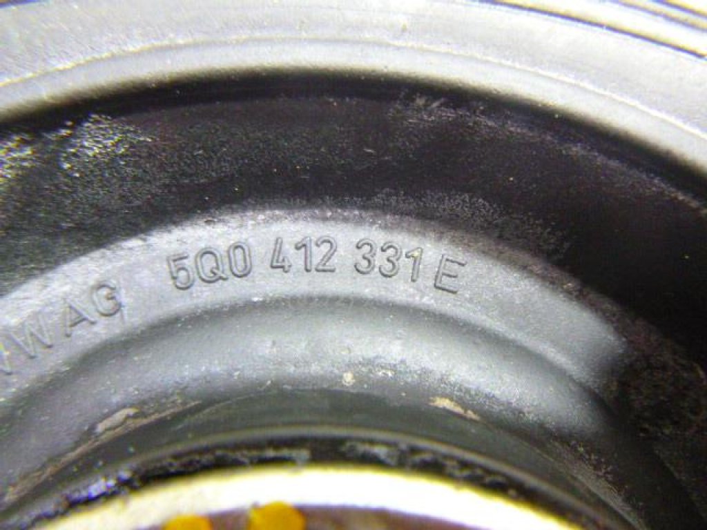 Опора переднего амортизатора