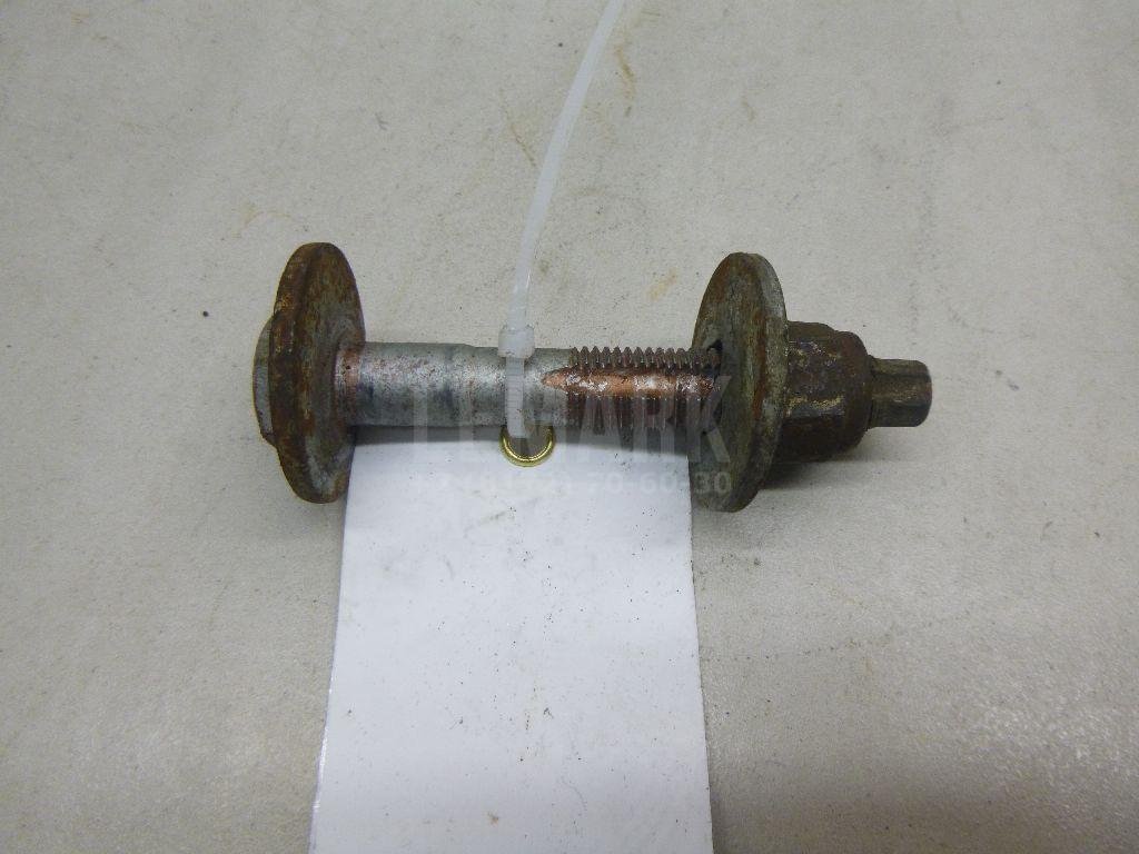 Болт развала задних колес