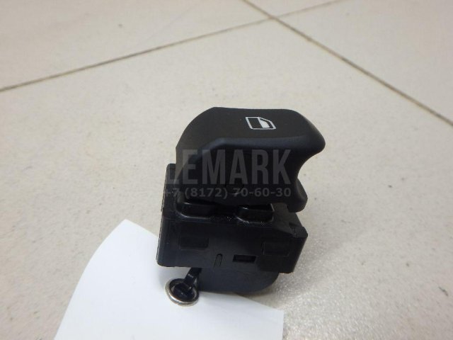 Кнопка стеклоподъемника