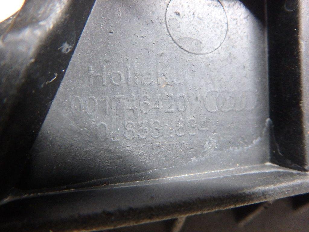 Брызговик задний правый