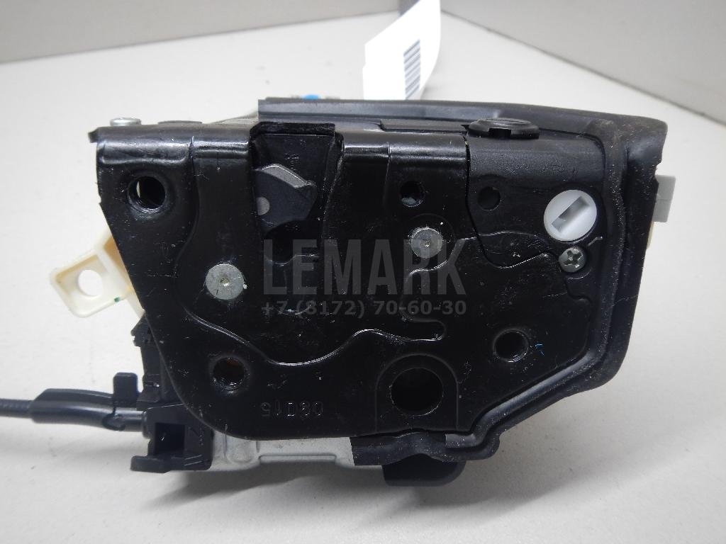 Замок двери задней правой