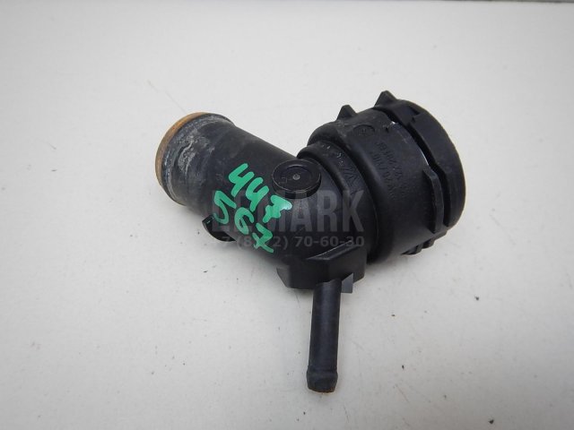 Фланец двигателя системы охлаждения