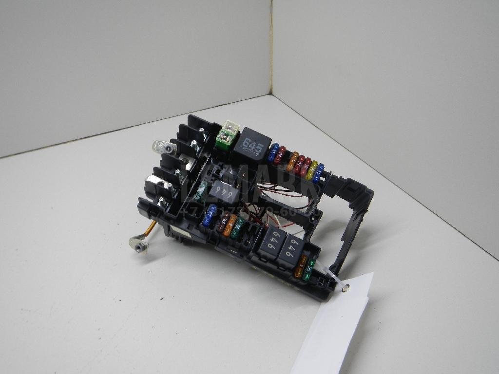 Блок предохранителей