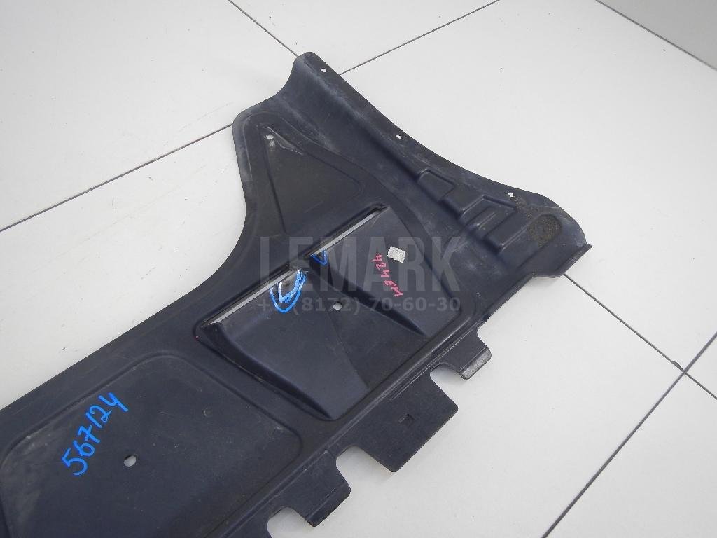 Пыльник двигателя центральный