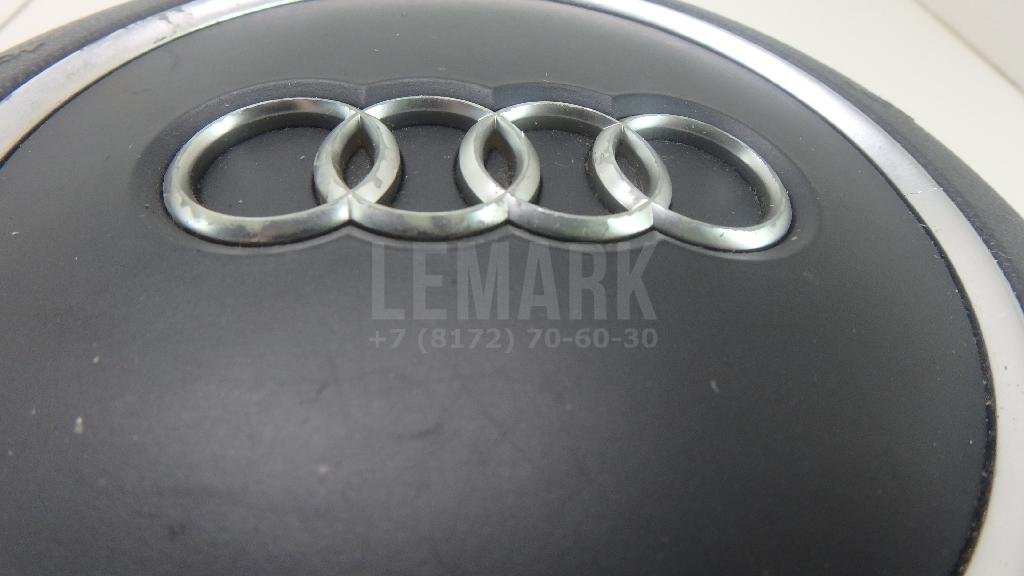 Подушка безопасности в рулевое колесо