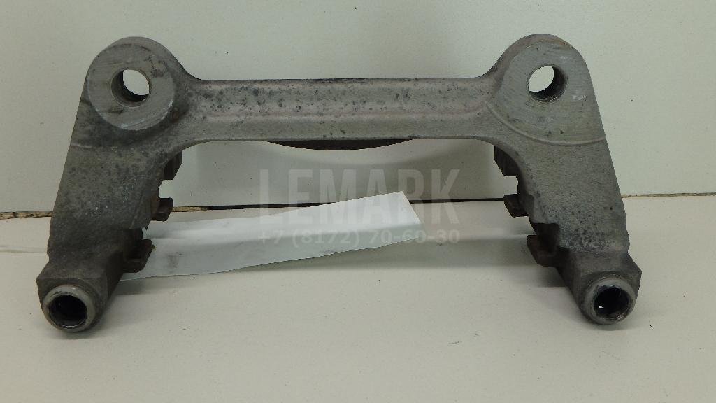 Скоба суппорта переднего левого