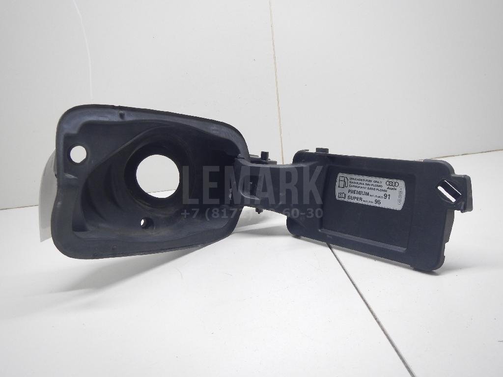 Ниша лючка бензобака