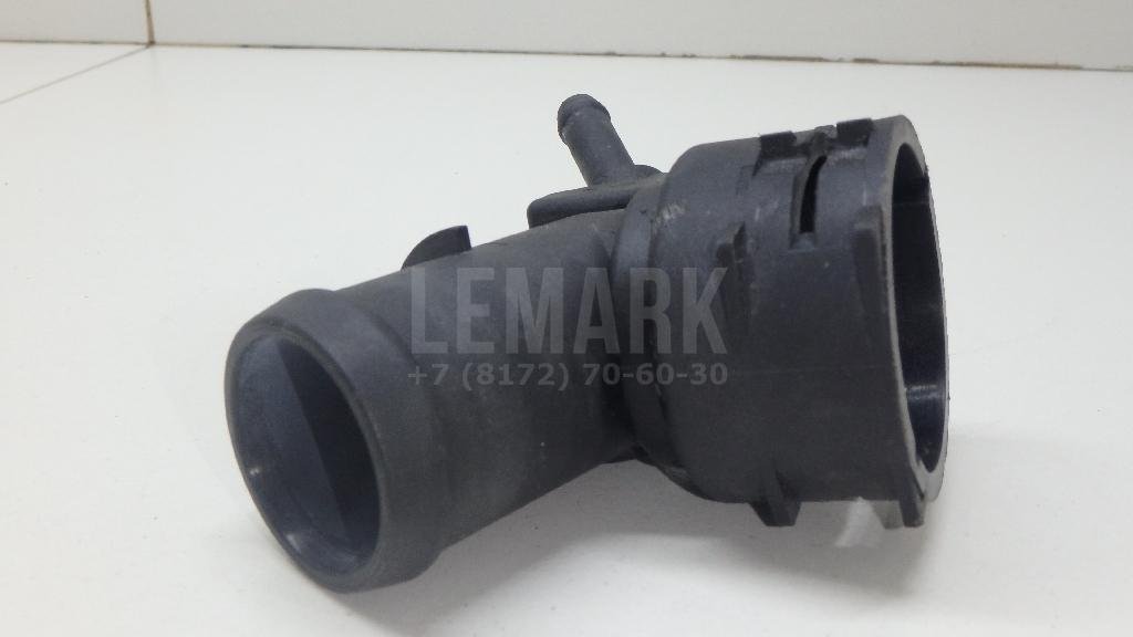 Фланец двигателя системы охлаждения