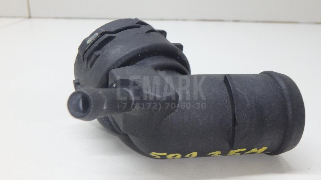 Фланец двигателя системы охлаждения