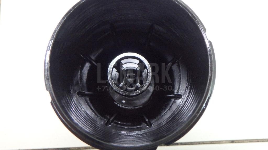 Крышка масляного фильтра