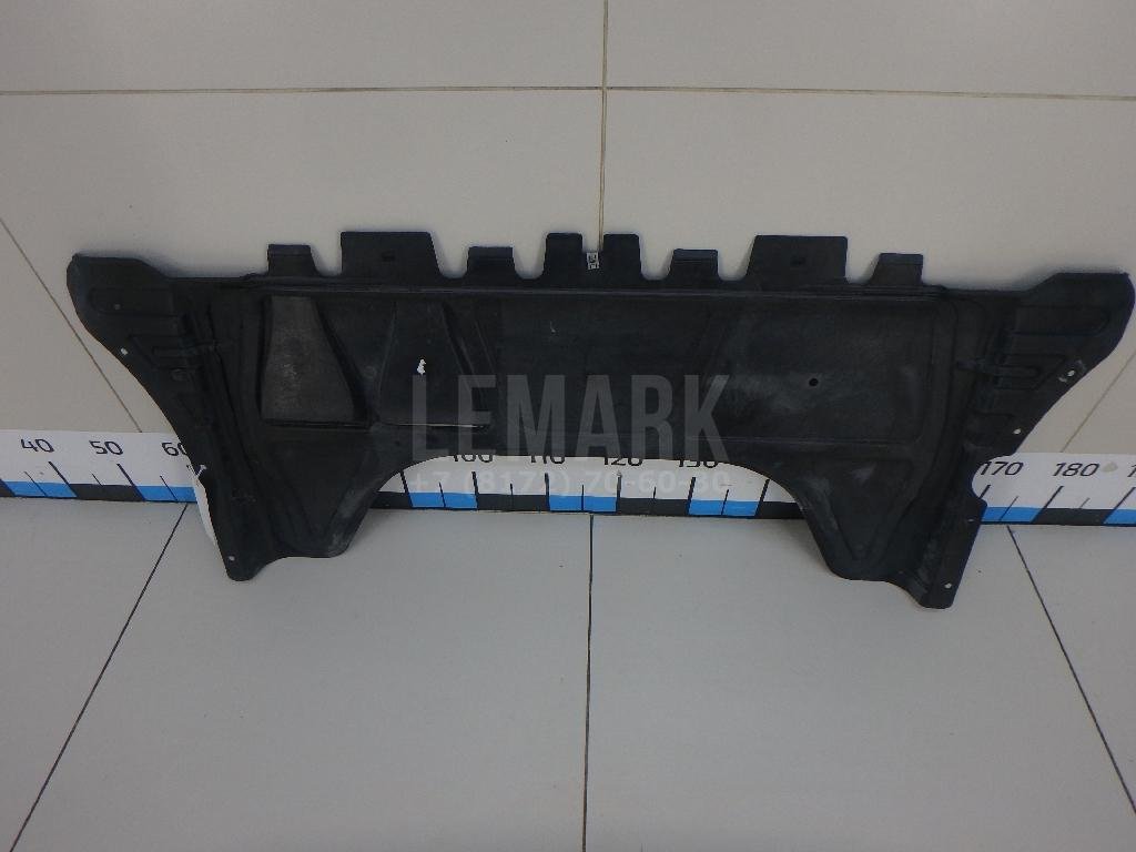 Пыльник двигателя центральный