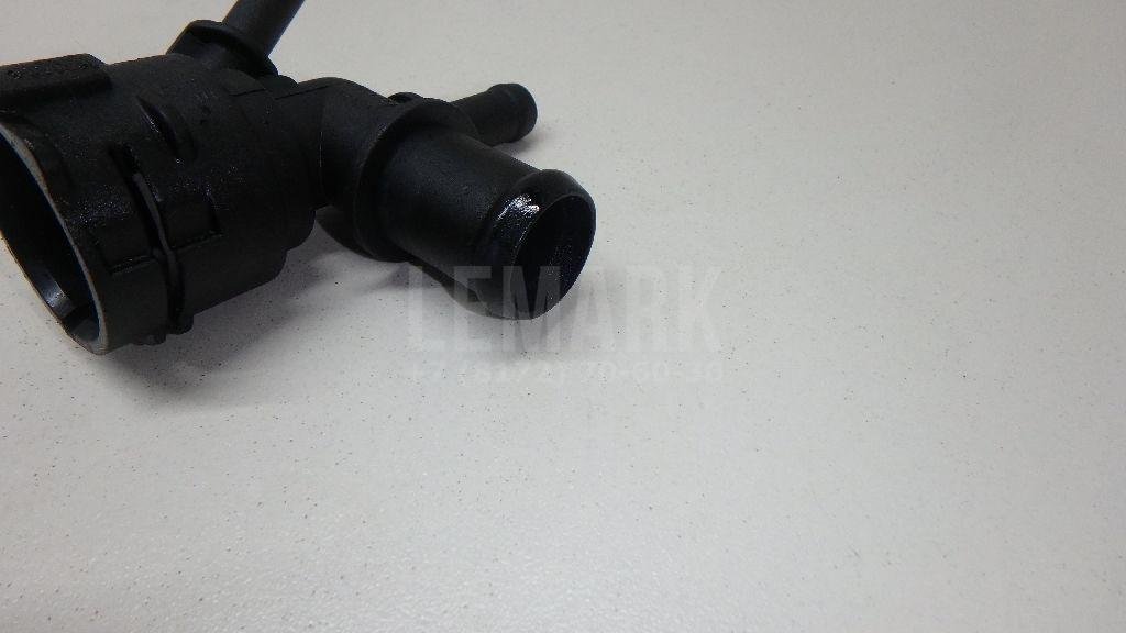 Фланец двигателя системы охлаждения