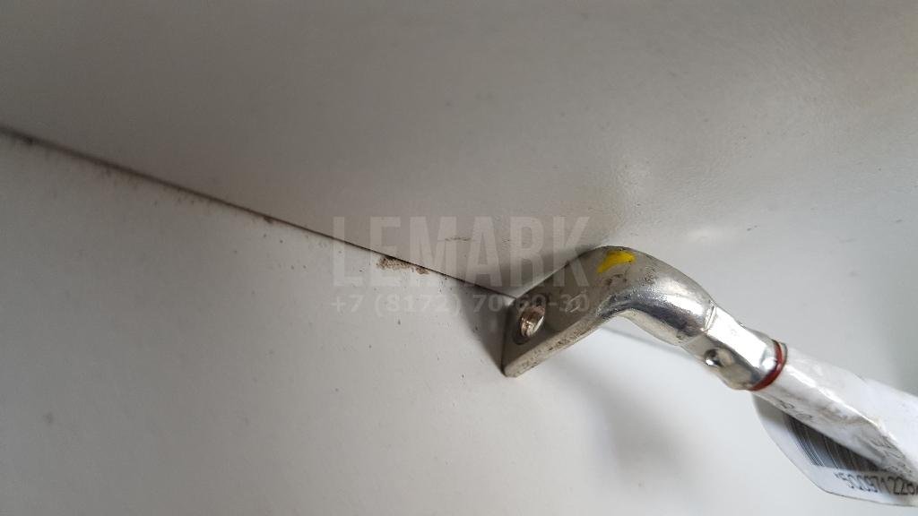 Клемма аккумулятора плюс