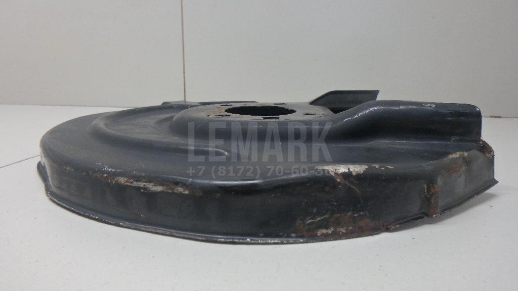 Щит опорный задний правый