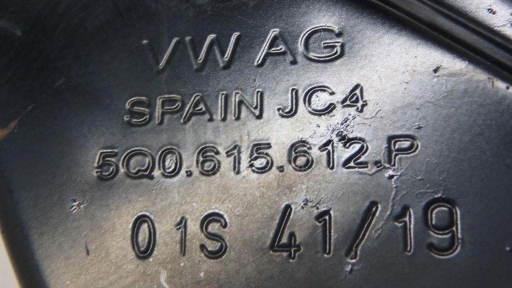 Щит опорный задний правый