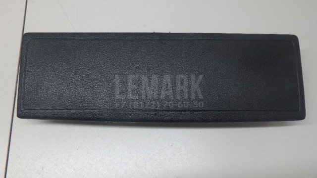 Подушка безопасности нижняя (для колен)