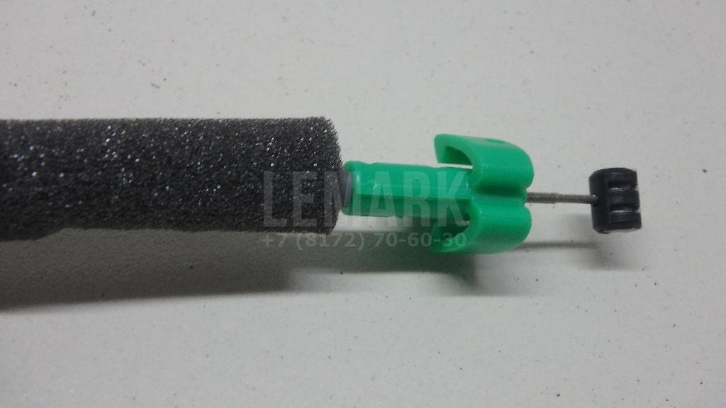 Замок двери передней левой