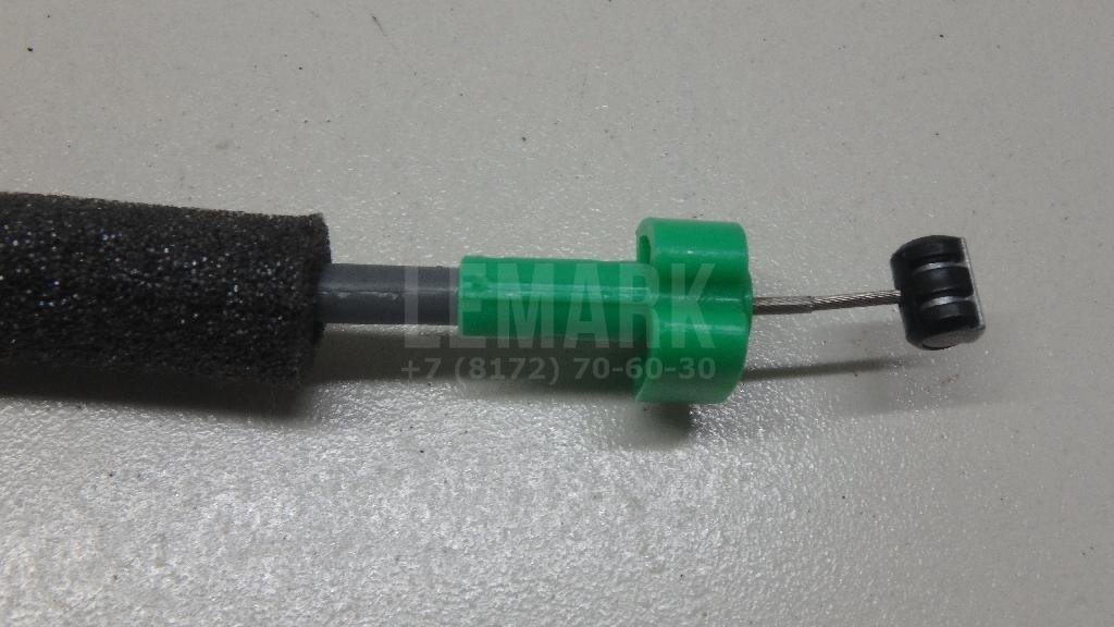 Замок двери передней левой