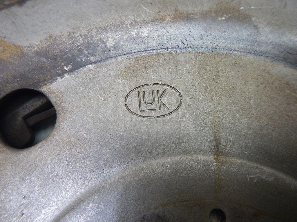 Маховик для  Audi A3 [8P1] 2003-2013