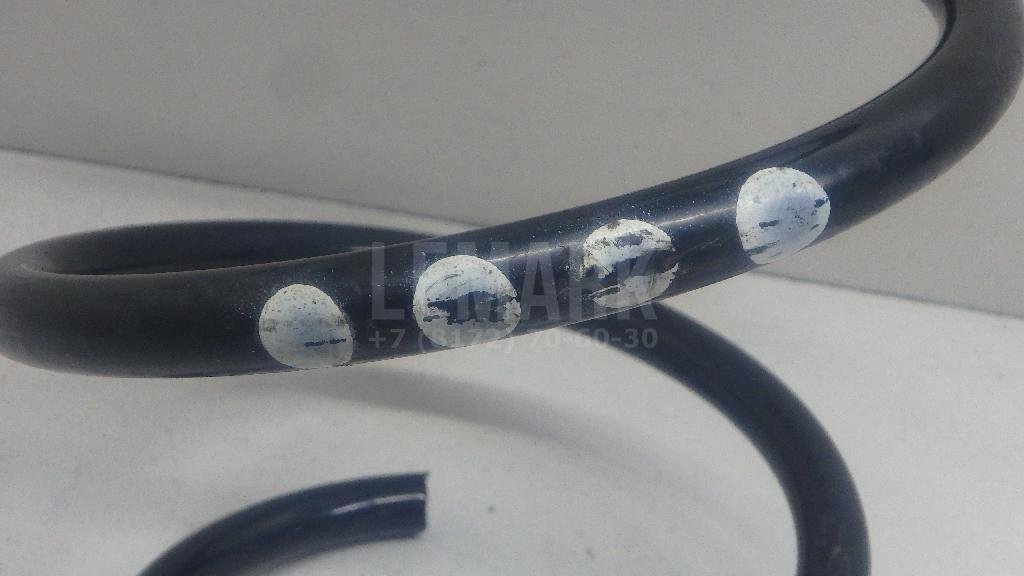 Пружина передняя